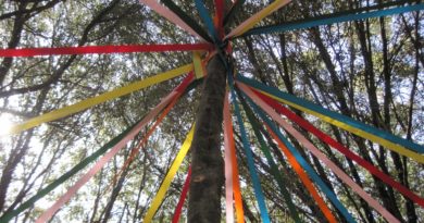 maypole dance