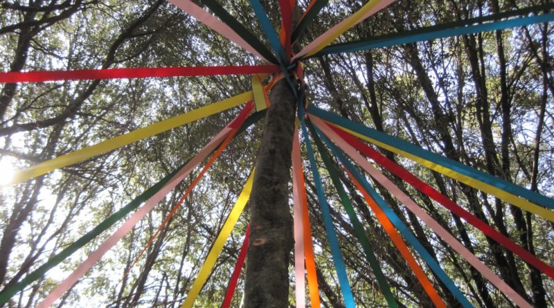 maypole dance